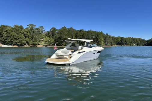 Sea Ray 320 Sundancer image