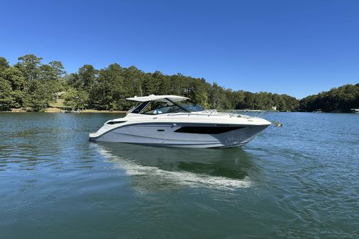 Sea Ray 320 Sundancer image