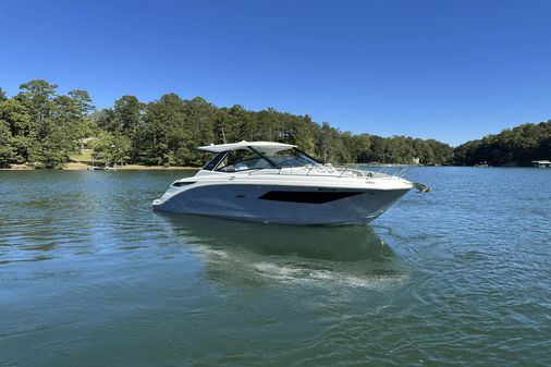 Sea Ray 320 Sundancer image