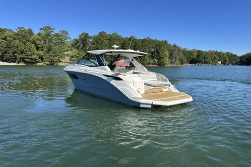 Sea Ray 320 Sundancer image