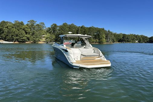 Sea Ray 320 Sundancer image