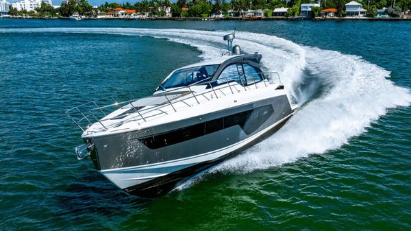 Azimut Atlantis 51 