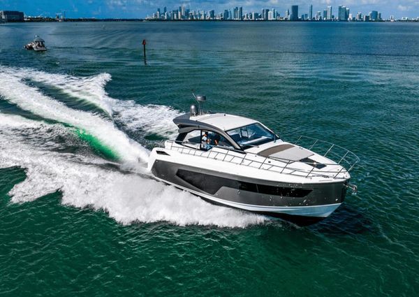 Azimut Atlantis 51 image