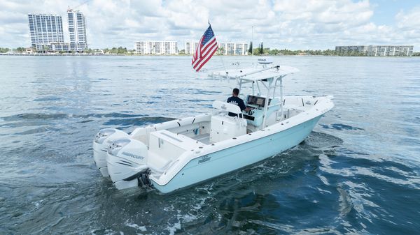 Pursuit 2870 Center Console image