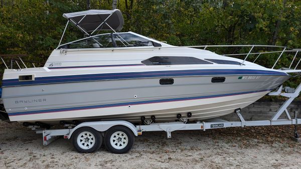 Bayliner 2455 CIERA SUNBRIDGE 