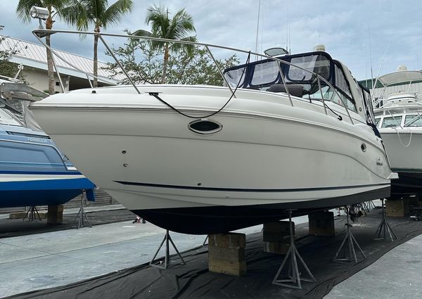 Rinker 320 Express Cruiser image