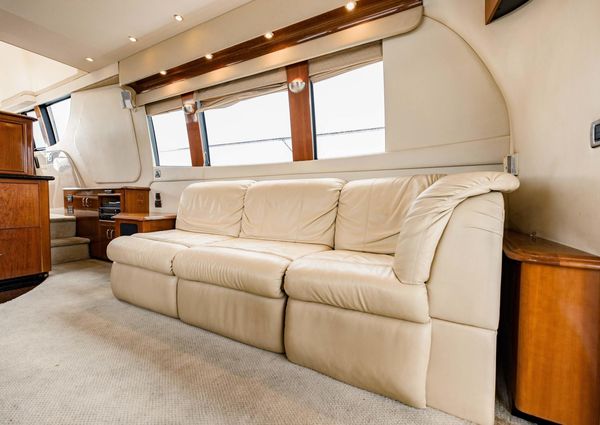 Carver 56 Voyager image