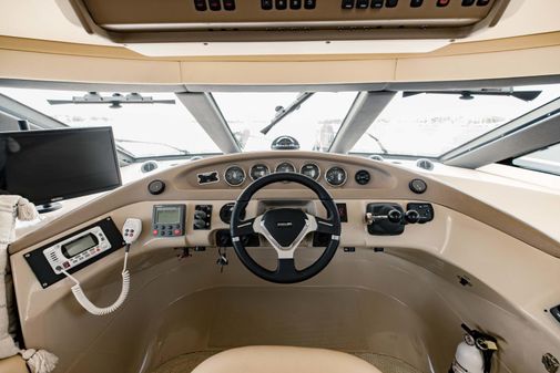 Carver 56 Voyager image