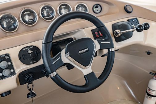 Carver 56 Voyager image