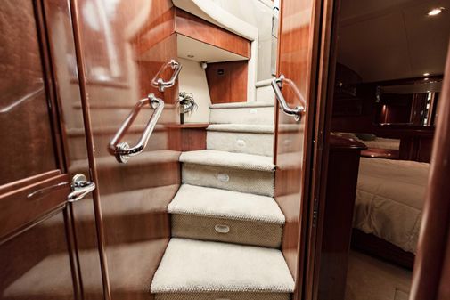 Carver 56 Voyager image