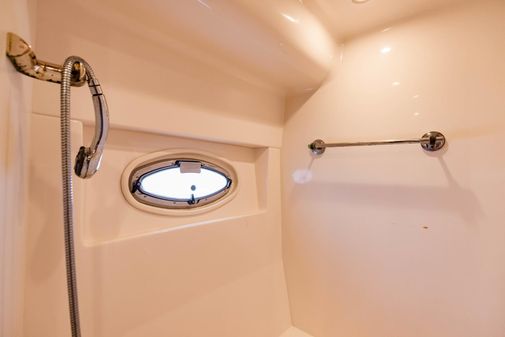 Carver 56 Voyager image