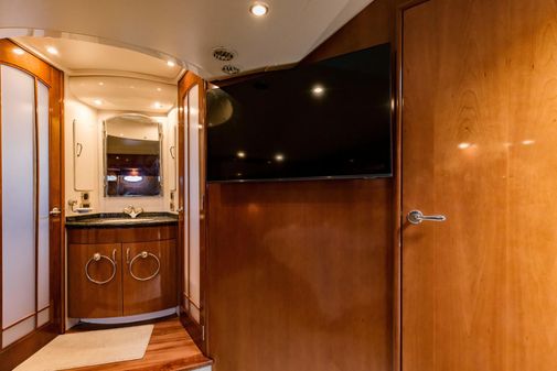 Carver 56 Voyager image