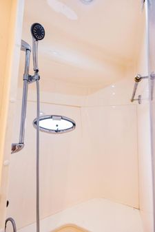 Carver 56 Voyager image