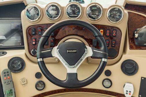 Carver 56 Voyager image