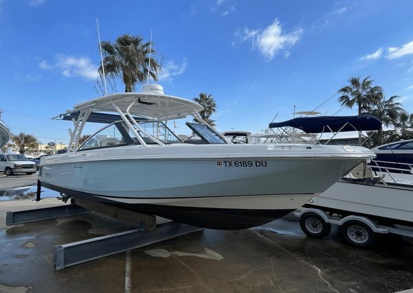 Boston Whaler 270 Vantage image