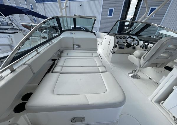 Boston Whaler 270 Vantage image