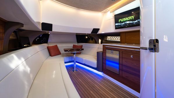 Boston Whaler 420 Outrage image