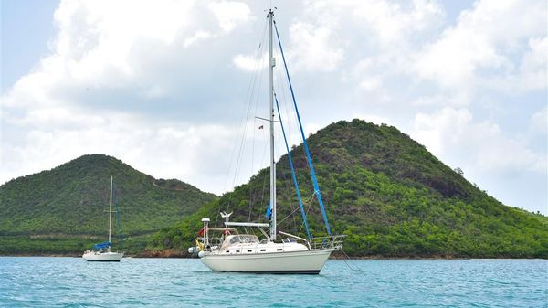 Island Packet 380