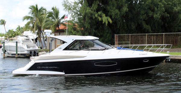 Regal 42 Sport Coupe image