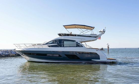 Fairline Squadron 53 image