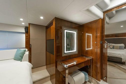 Fairline Squadron 53 image