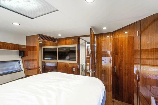 Fairline Squadron 53 image