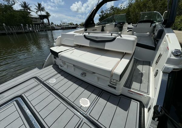 Chaparral 307 SSX Cruiser image