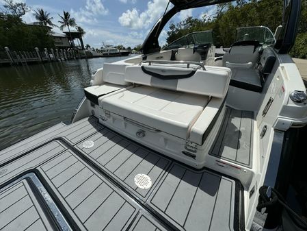 Chaparral 307 SSX Cruiser image