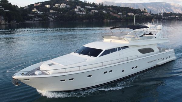 Ferretti Yachts 80 