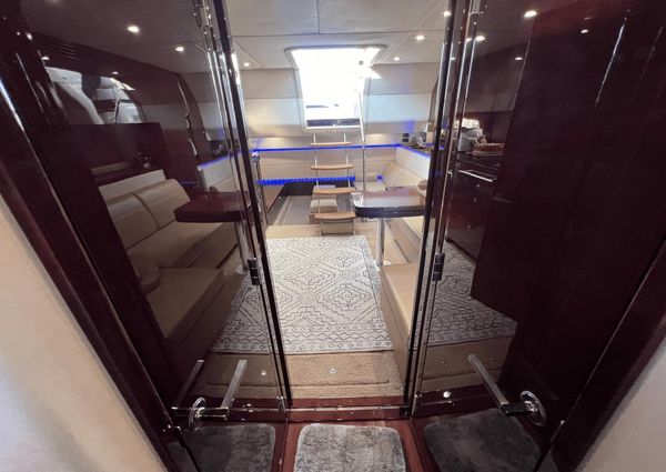 Sea Ray 450 Sundancer image