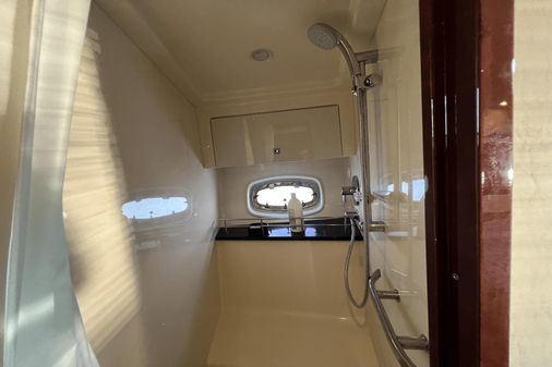 Sea Ray 450 Sundancer image