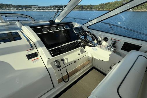 Sea Ray 450 Sundancer image