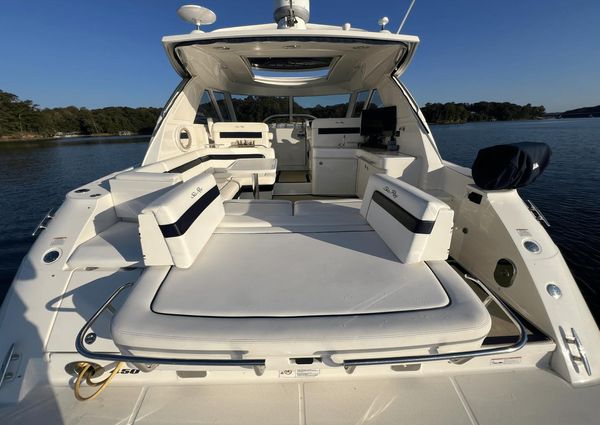 Sea Ray 450 Sundancer image