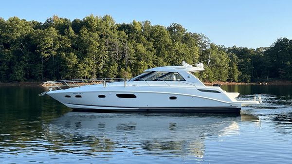 Sea Ray 450 Sundancer 