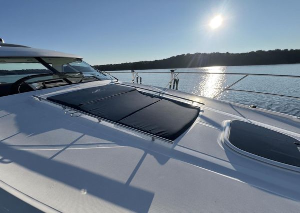 Sea Ray 450 Sundancer image