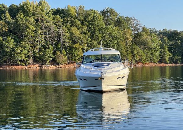 Sea Ray 450 Sundancer image