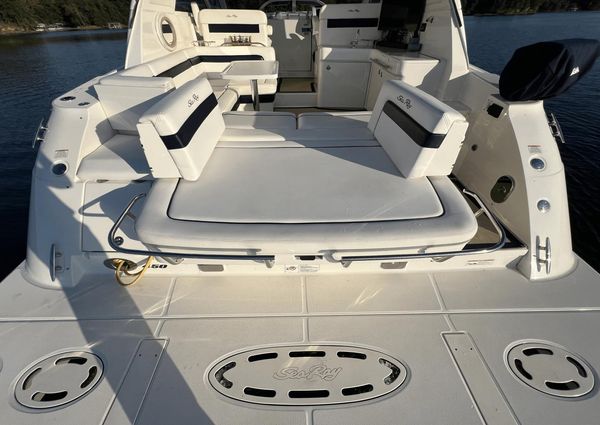 Sea Ray 450 Sundancer image