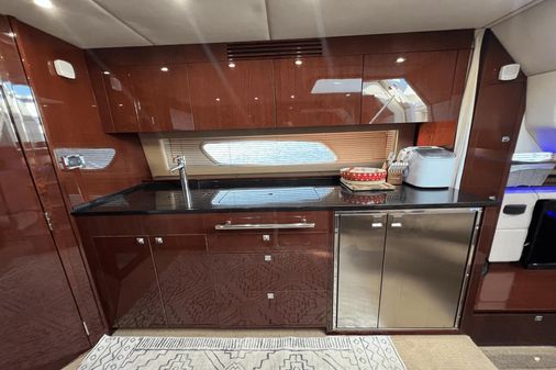 Sea Ray 450 Sundancer image