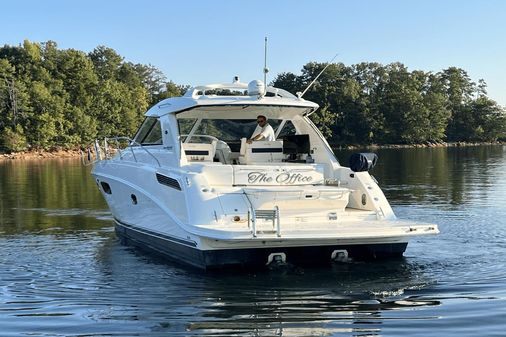 Sea Ray 450 Sundancer image