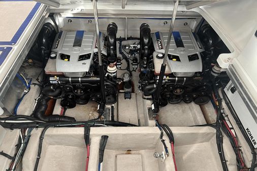 Sea Ray 450 Sundancer image