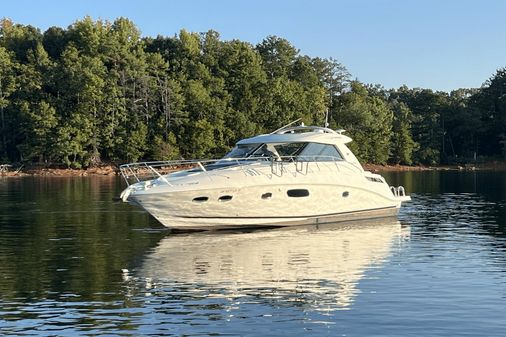 Sea Ray 450 Sundancer image