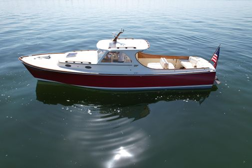 Hinckley 36-PICNIC-BOAT-CLASSIC image