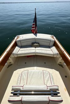 Hinckley 36-PICNIC-BOAT-CLASSIC image