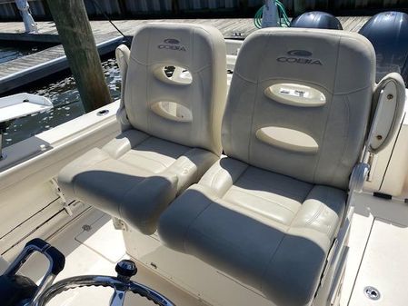 Cobia 261 Center Console image