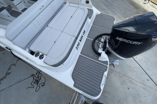 Sea Ray 270 SDX Outboard image