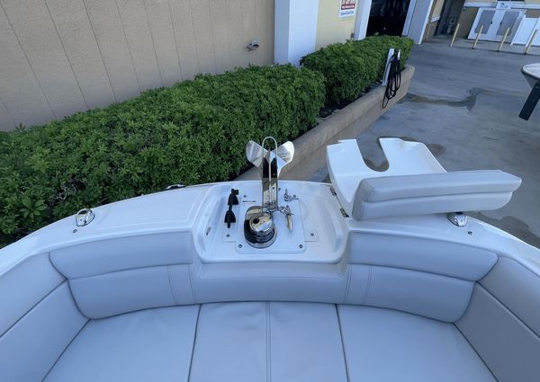 Sea Ray 270 SDX Outboard image