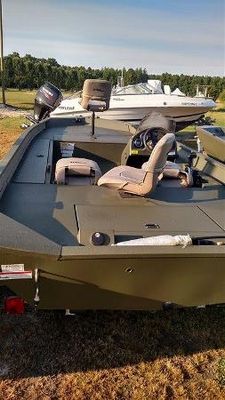 Alumacraft MV1860 AW SC - main image
