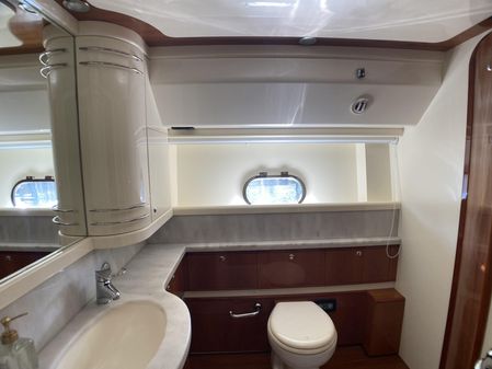 Ferretti Yachts 760 image