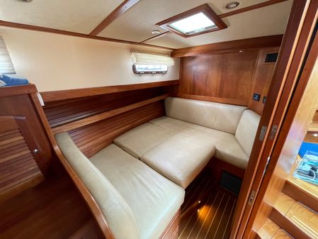 Sabre 42 Salon Express image