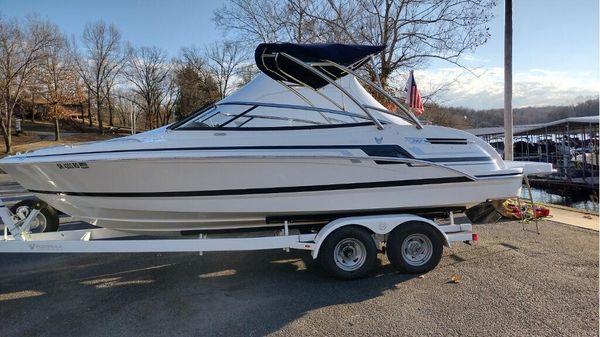 Formula 240 Bowrider